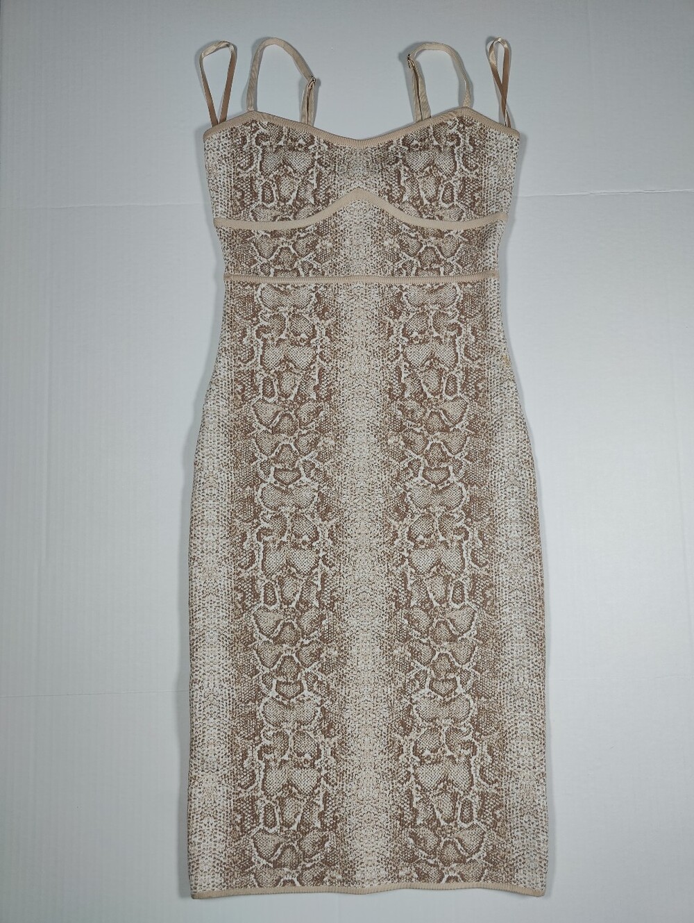 NWT BCBGMAXAZRIA Snake Print Beige Bodycon Mini Dress Size M 338$ MSRP
